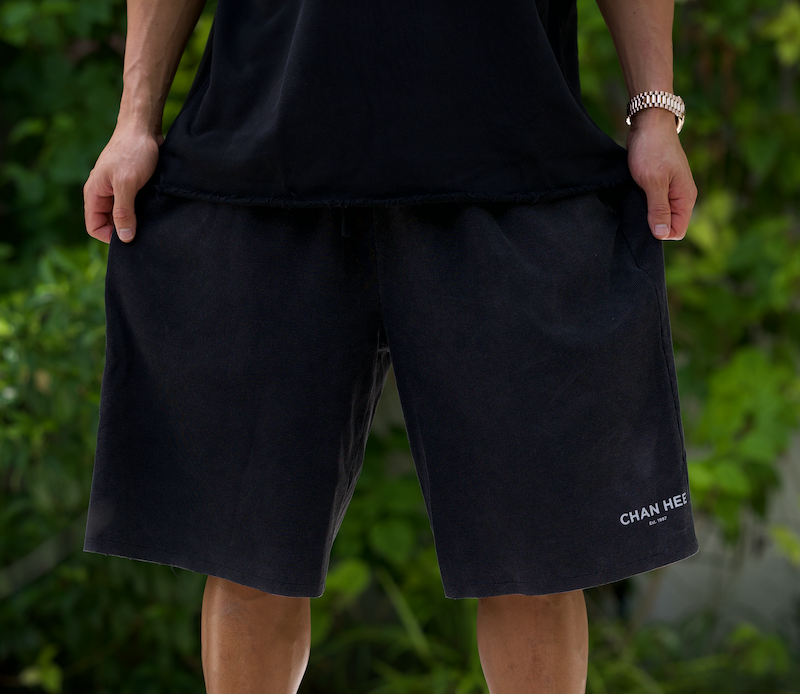 CHAN HEE Vintage Wash Waffle Raw Shorts