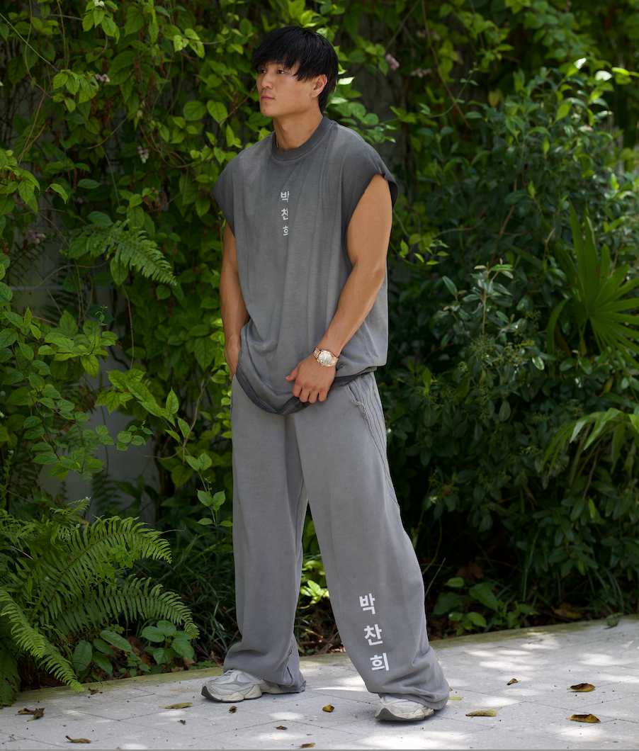CHAN HEE Logo Tank Top
